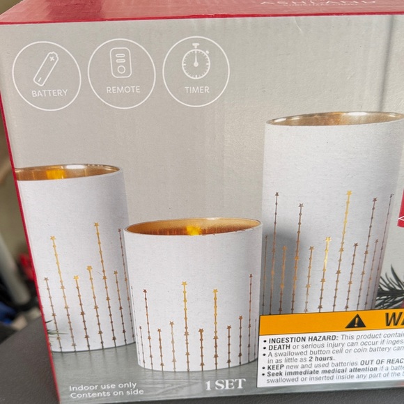 Ashland LED Glass Wax Candles - White and Gold - Picture 4 of 4